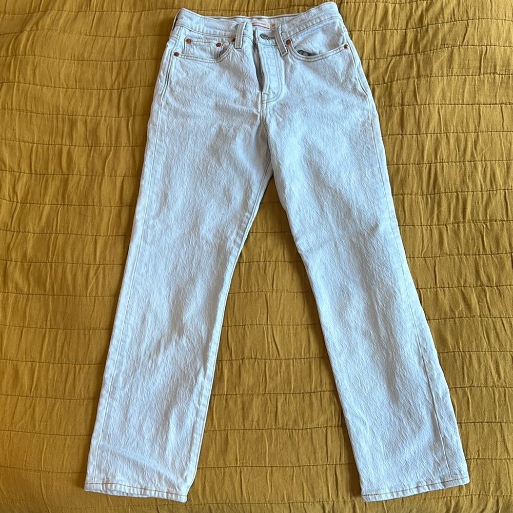 Like new Levi’s wedgie fit jeans